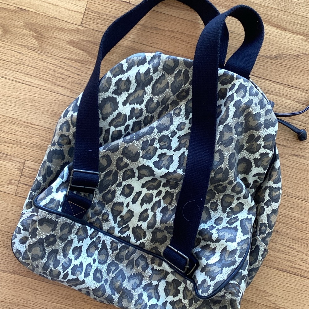 Leopard Print Backpack - Picture 5 of 8